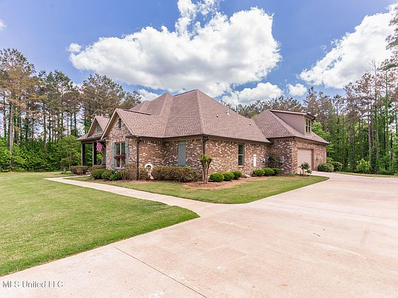 4th image of 517 Viewpointe Way