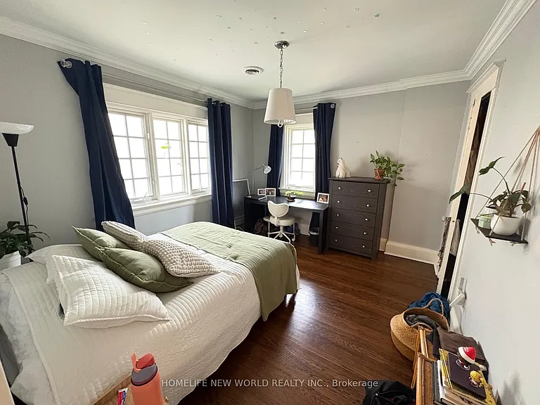 47 Lawrence Cres — Photo 11