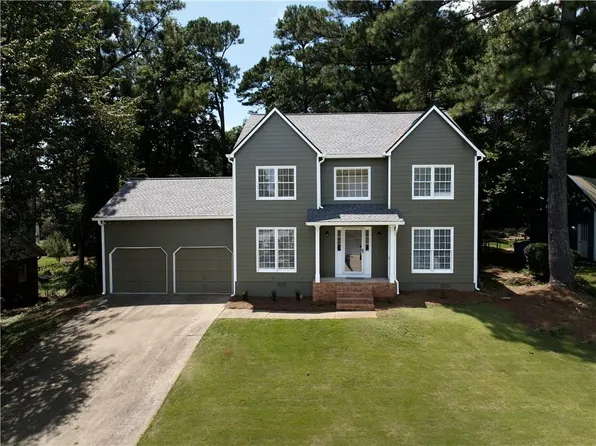 994 Coach House Dr, Tucker, GA 30084