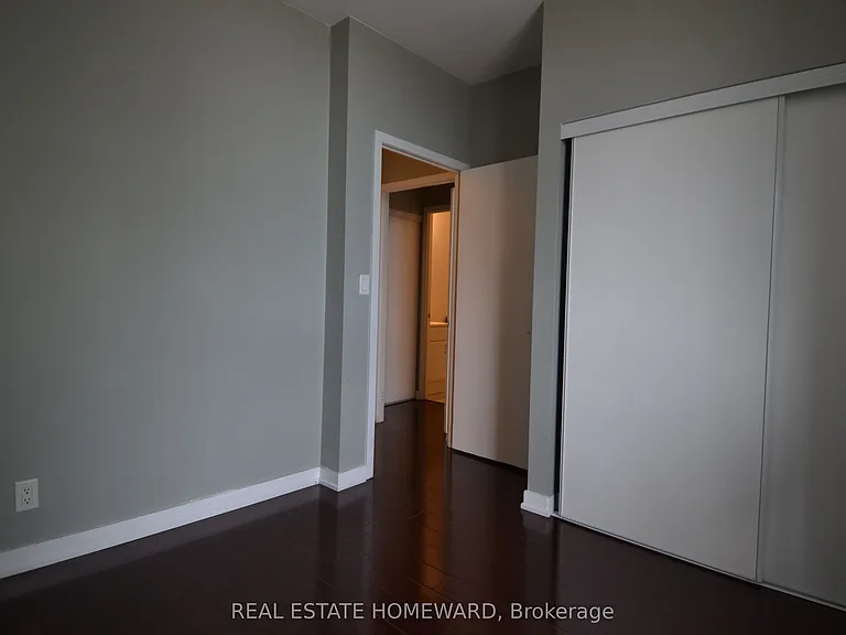 38 Lee Centre Dr #126 — Photo 13