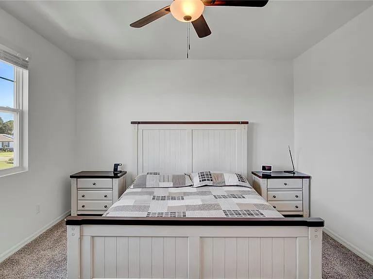 4704 Homestead Trl — Photo 24