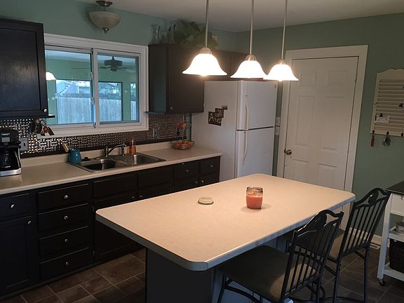5th image of 1409 Quincy Dr