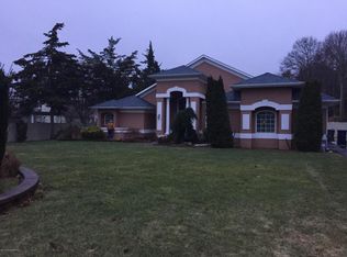 135 Stage Rd, Little Egg Harbor, NJ 08087