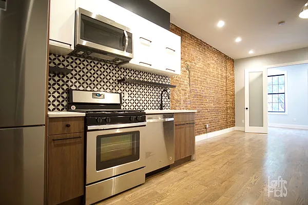 Rented by Lofts and Flats LLC | media 14