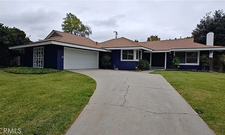 2834 Adelita Dr — Photo 1