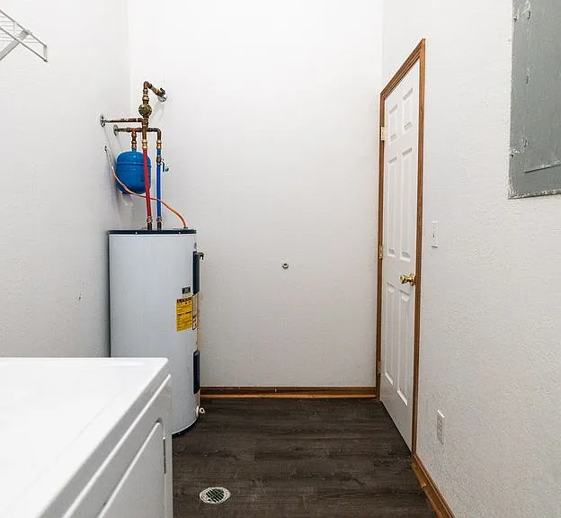 Pinnacle Heights Apartments — Photo 31