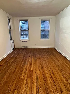 Rented by Contact Realty | media 4