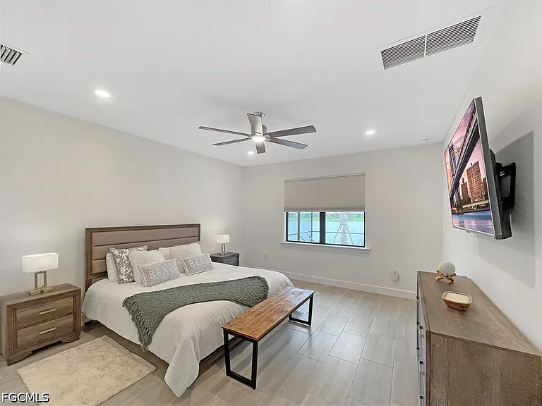 2057 Yellowfin Cir — Photo 16