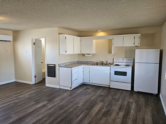 2nd image of 336 Moser Ave APT 1