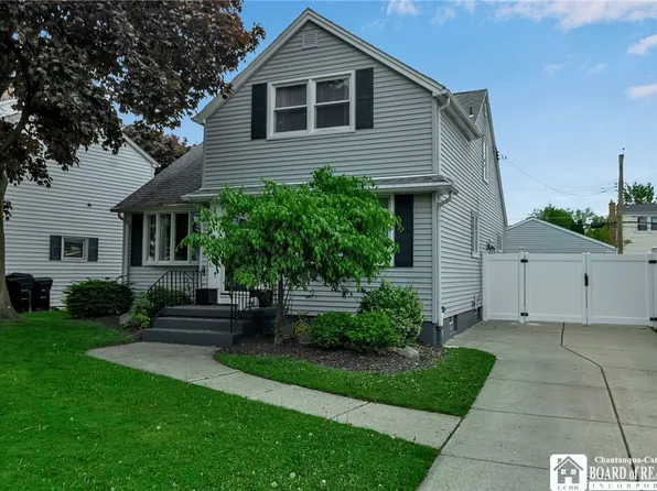 62 Thistle Ave, Tonawanda, NY 14150