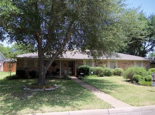 3902 Southridge Dr, Rowlett, TX 75088