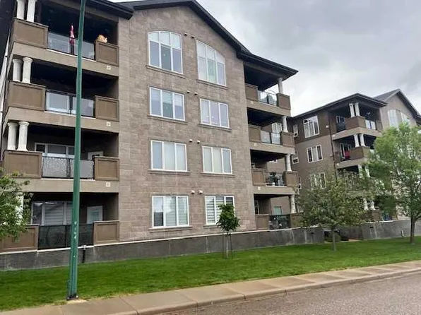85 Terrace Dr E #201, Medicine Hat, AB T1C 0B1
