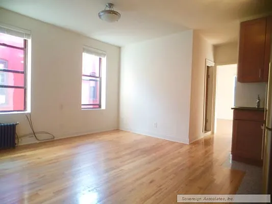 Rented by Sovereign Associates | media 11