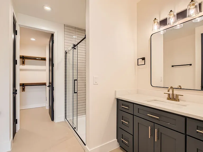 10899 S Hausman Rd #201 — Photo 23