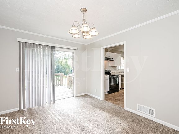 4th image of 939 Ray Dr NW