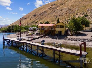 36657 Snake River Rd, Huntington, OR 97907