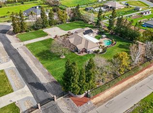 13285 Owning Ln, Galt, CA 95632