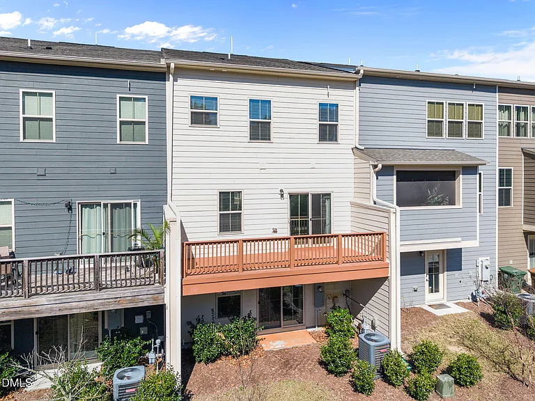 816 Channing Park Cir — Photo 33