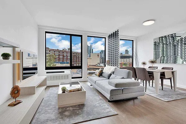 Rented by Luxury Apartments LIC | media 15