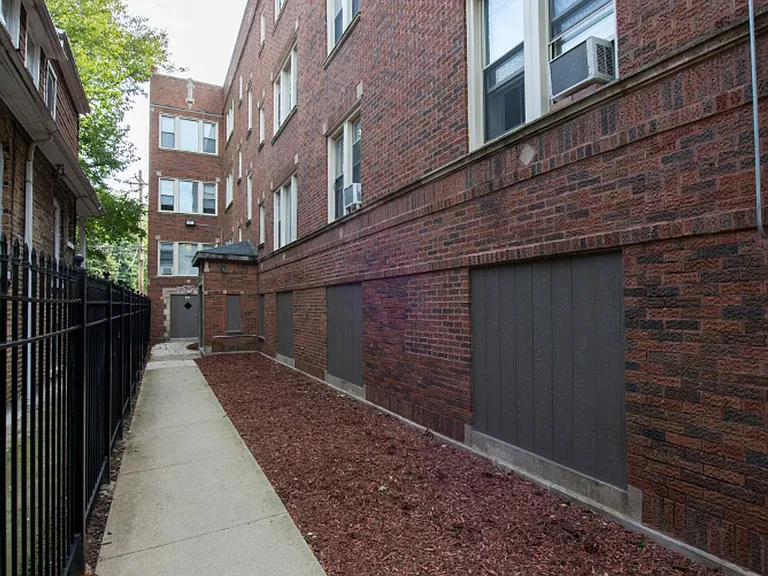 7953-59 S Dobson Ave — Photo 7