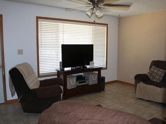 5th image of 8734 W Sells Dr