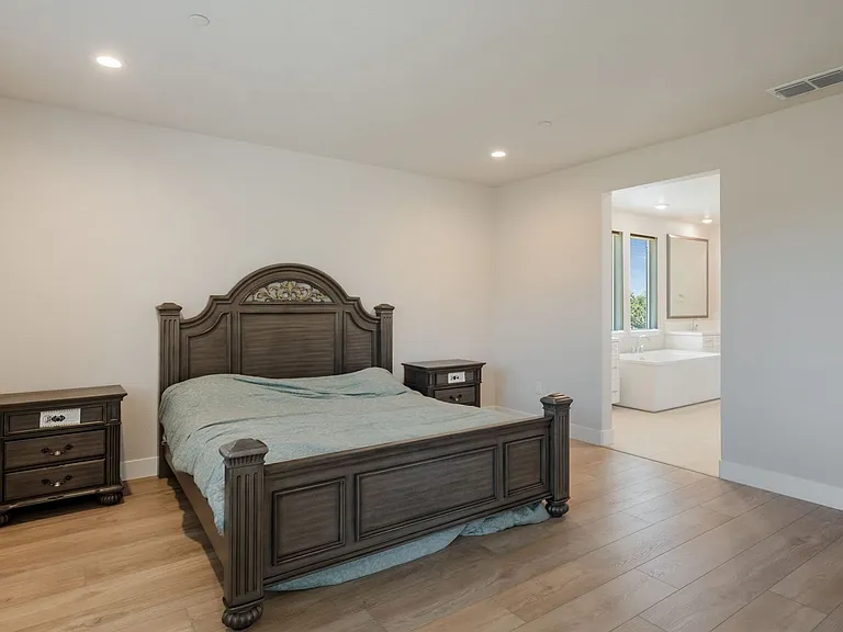 1342 Wheeler Peak Ct — Photo 24