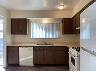 9716 Comanche Rd NE #B, Albuquerque, NM 87111