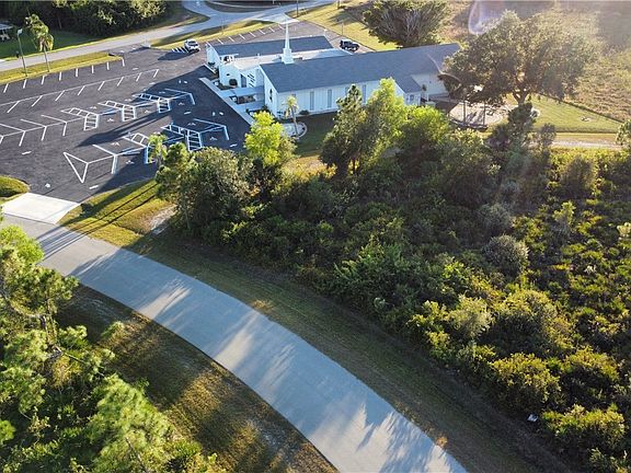 3rd image of 27366 Del Rio Dr