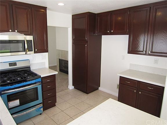 3rd image of 26715 Silver Oaks Dr