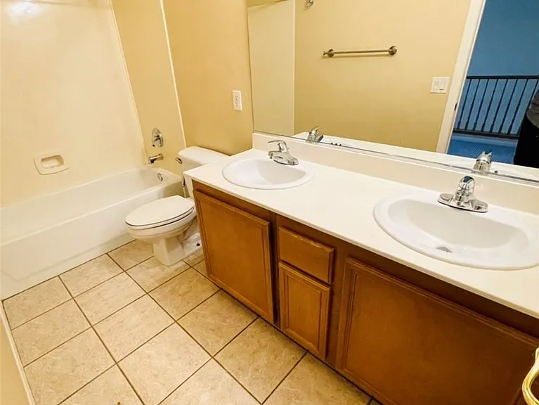 2722 La Porte Ct — Photo 17