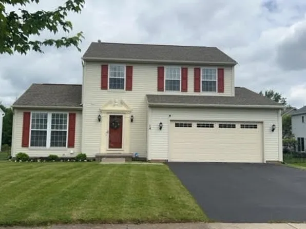 14 Wendy Ln, Rochester, NY 14626