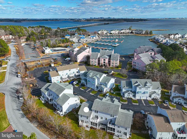 529 Yacht Club Dr Unit 4, Berlin, MD 21811