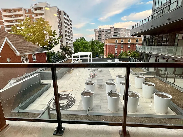 370 Martha St #311 — Photo 15