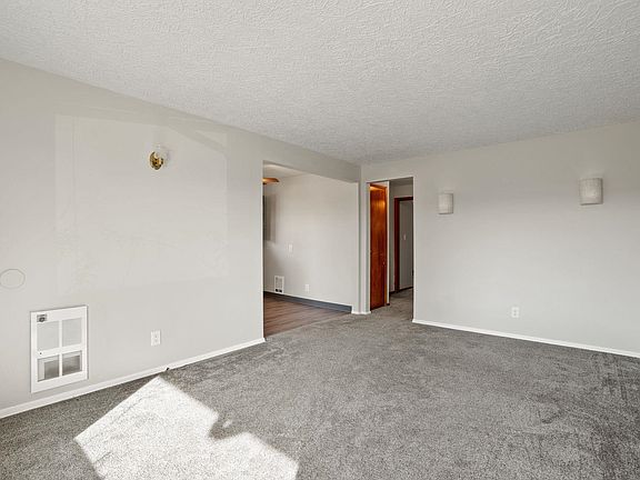 5th image of 701/703 E Euclid Ave
