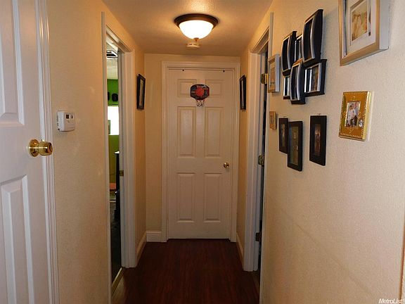 5th image of 1836 W Hazelton Ave