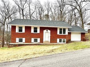 5513 Shenandoah Dr, Cross Lanes, WV 25313