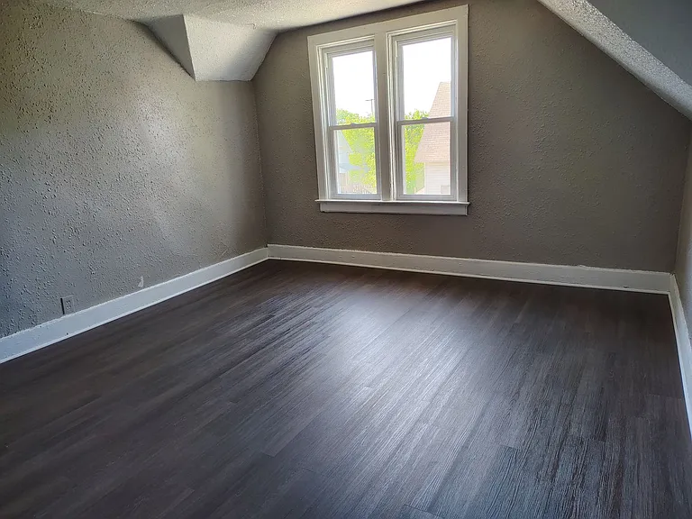 2840 N Vel R Phillips Ave — Photo 4