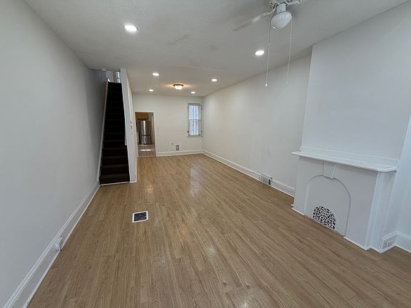 2nd image of 2426 N Reese St