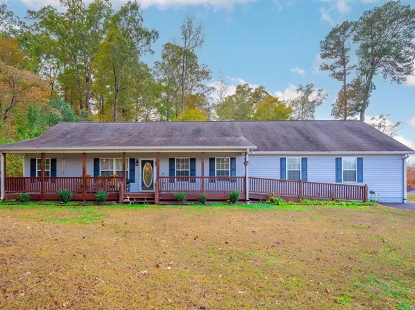 4216 Salem Valley Rd, Ringgold, GA 30736