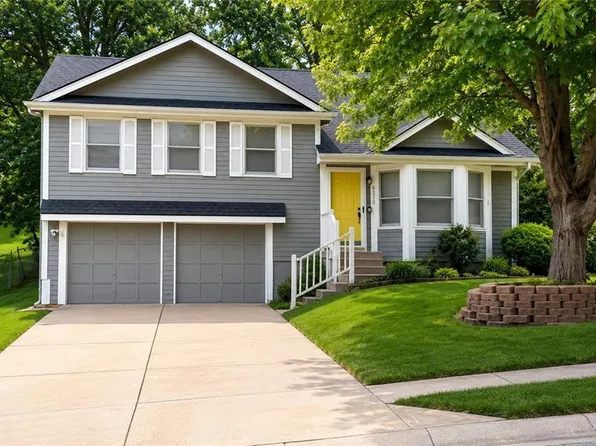 6215 N Mercier St, Kansas City, MO 64118