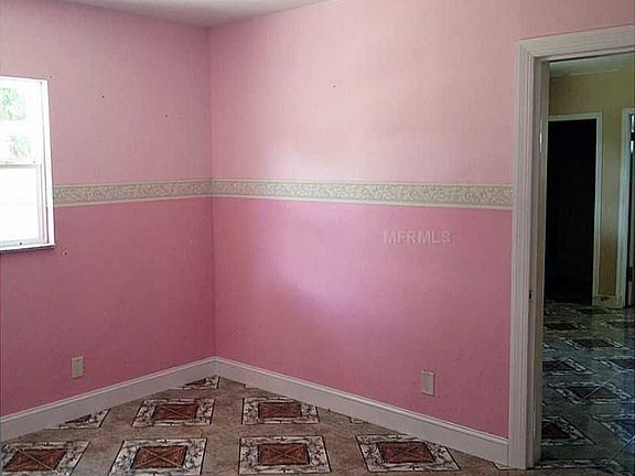 5th image of 7216 N Lois Ave