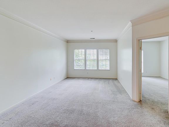 5th image of 6057 Craughwell Ln
