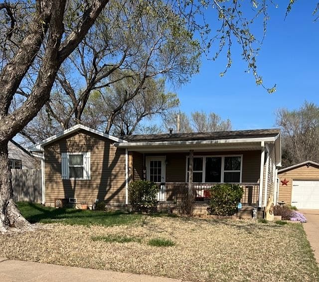 1st image of 806 Sunset Ln