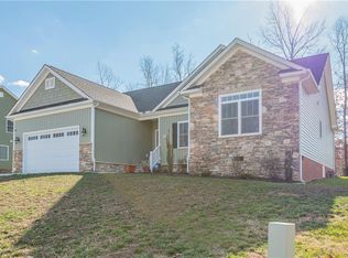 7581 Lynn Creek Dr, North Prince George, VA 23860