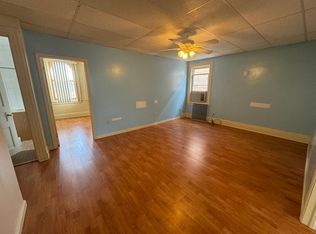 5526 Howe Street, Pittsburgh, PA 15232