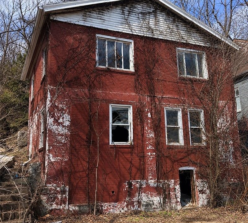 1st image of 108 Prospect St