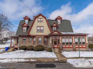 200 Bickley Rd, Glenside, PA 19038