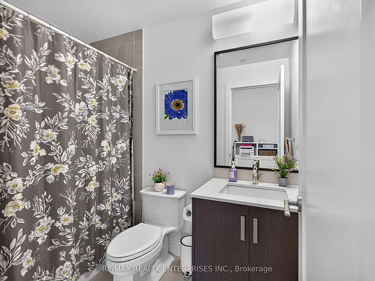1575 Lakeshore Rd W #340 — Photo 21