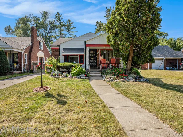 19757 Freeland St, Detroit, MI 48235