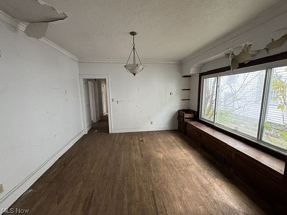 5th image of 3607 E 146th St